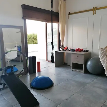 Habitación en casa particular The Host - Women And Couples Only Paphos