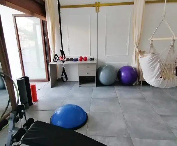 The Host - Women And Couples Only *