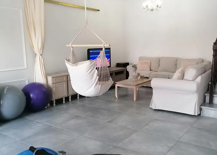 The Host - Women And Couples Only Ubytování v soukromí *