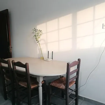 The Host - Women And Couples Only Privatunterkunft Paphos